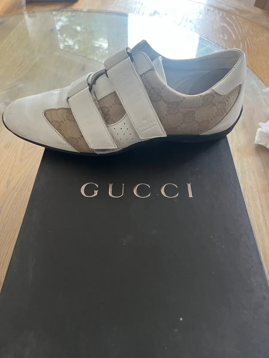 Gucci women’s white Leather monogram sneakers - Image 4