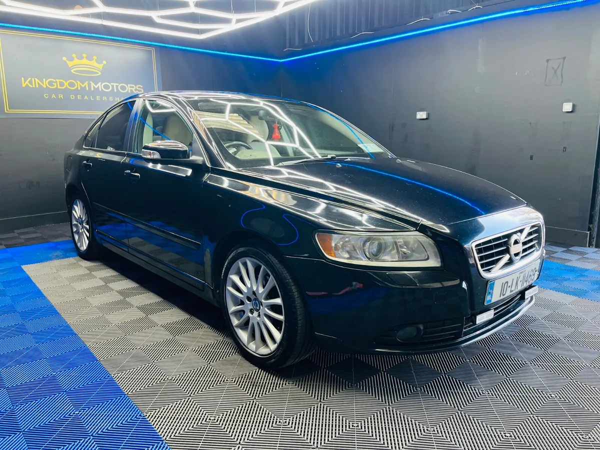 Volvo S40 ,NCT 01/26,Tax 30/09/25 - Image 3
