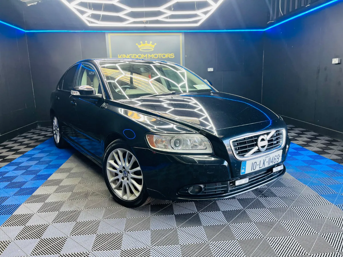 Volvo S40 ,NCT 01/26,Tax 30/09/25 - Image 1