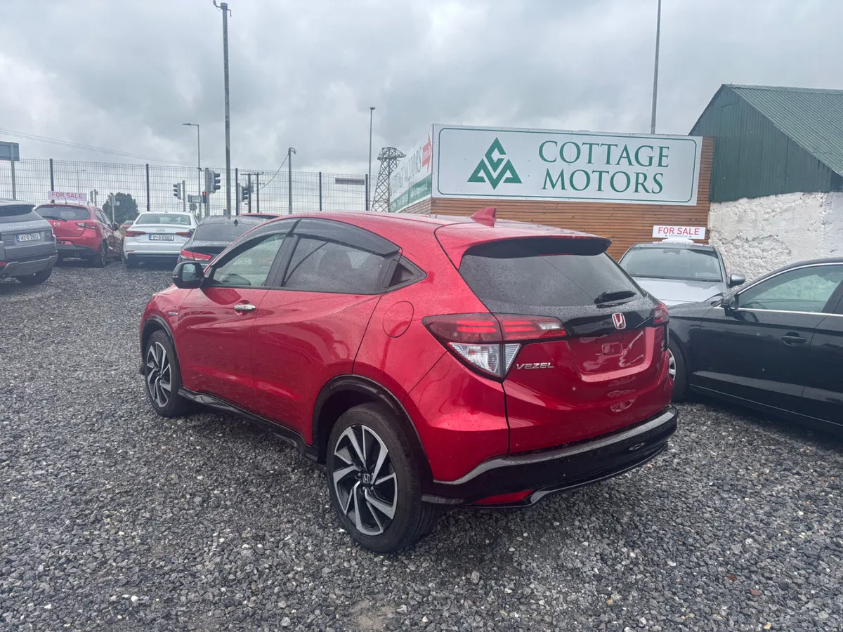 Honda Vezel RS - Image 3
