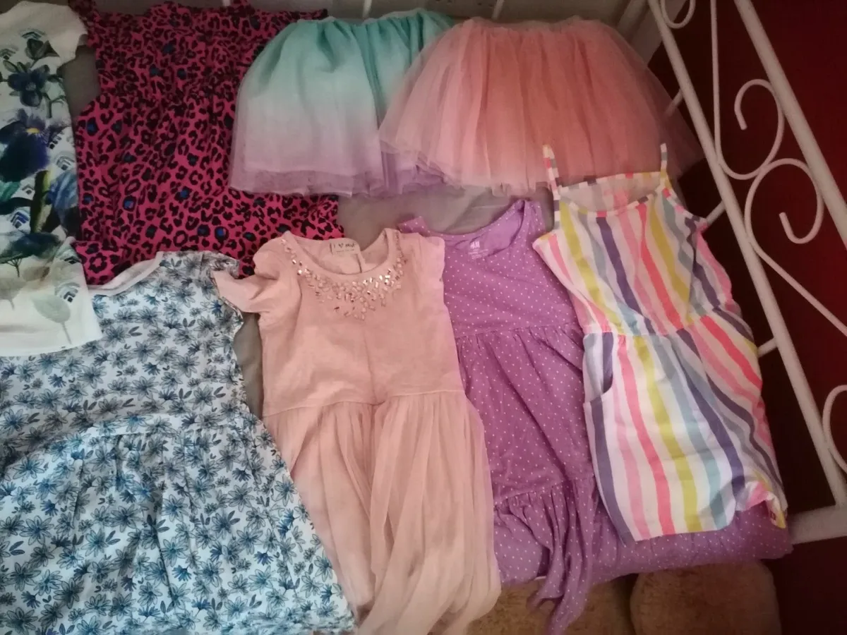 Girls clothes bundle - Image 2