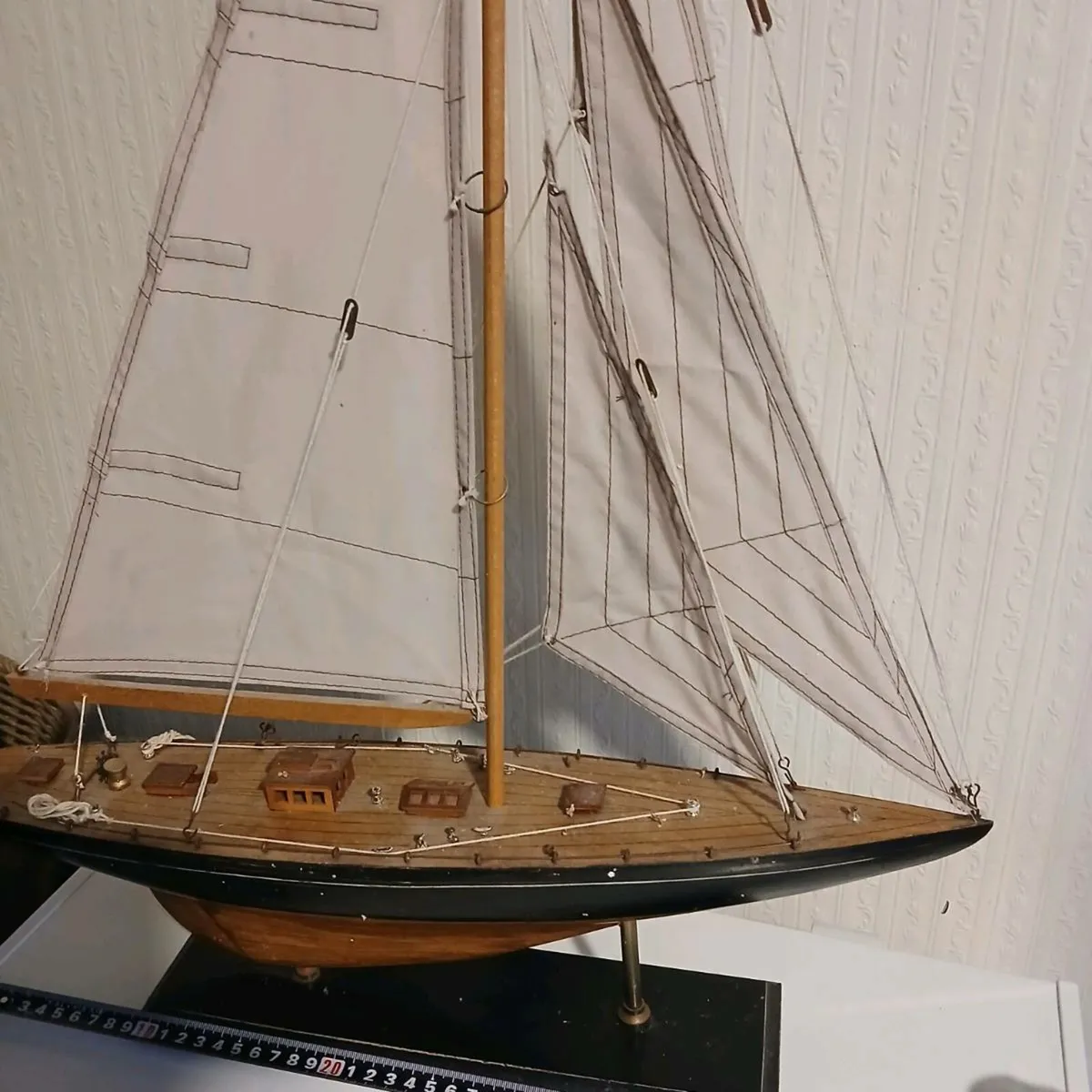 2 MODEL BOATS - Image 2