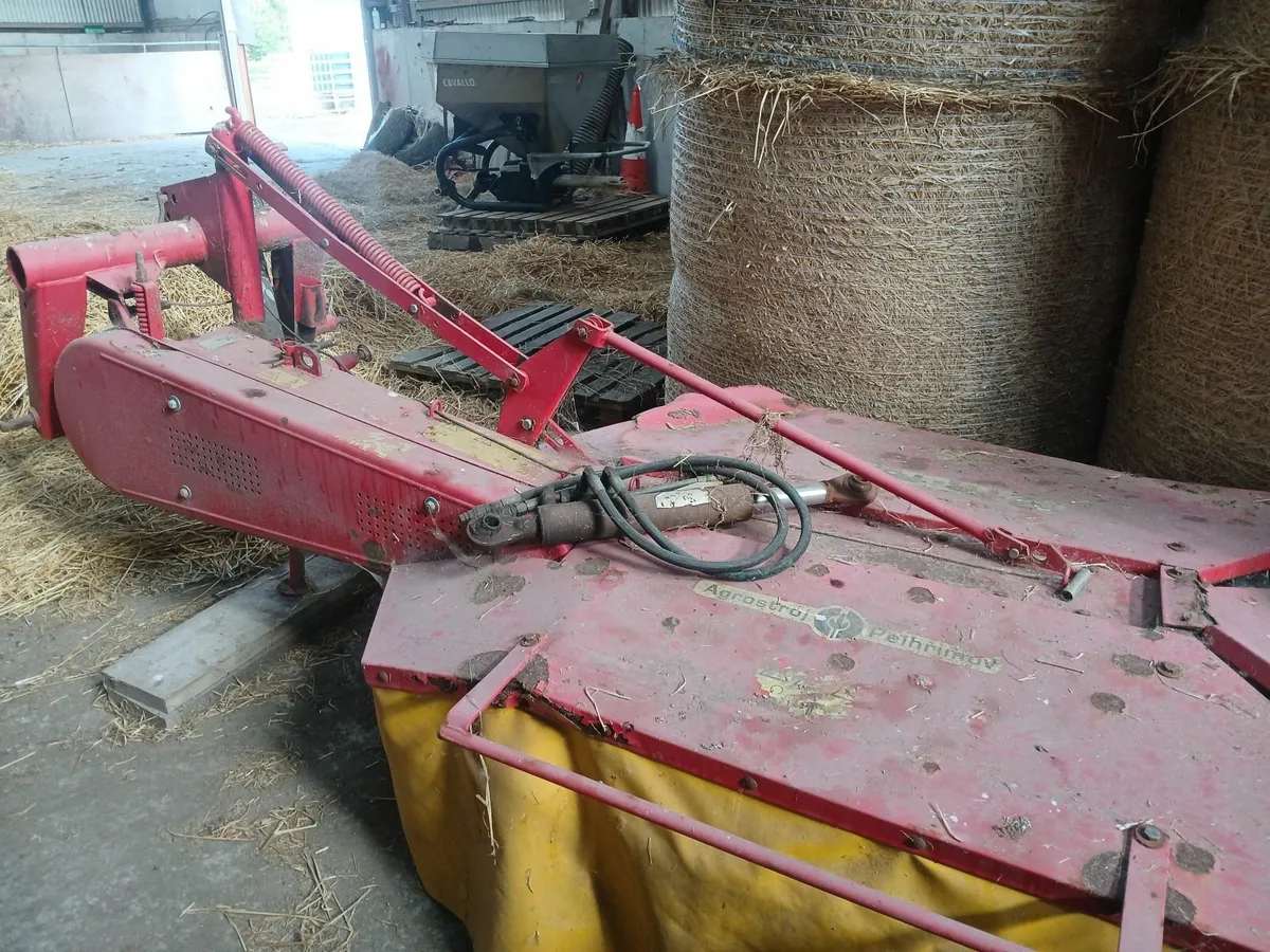 mower - Image 1