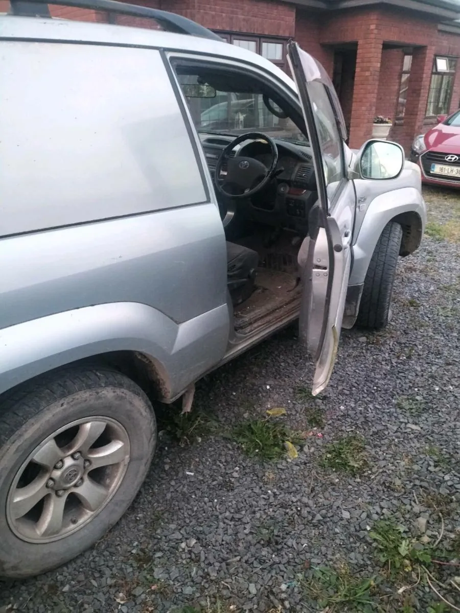 Toyota Land cruiser - Image 2