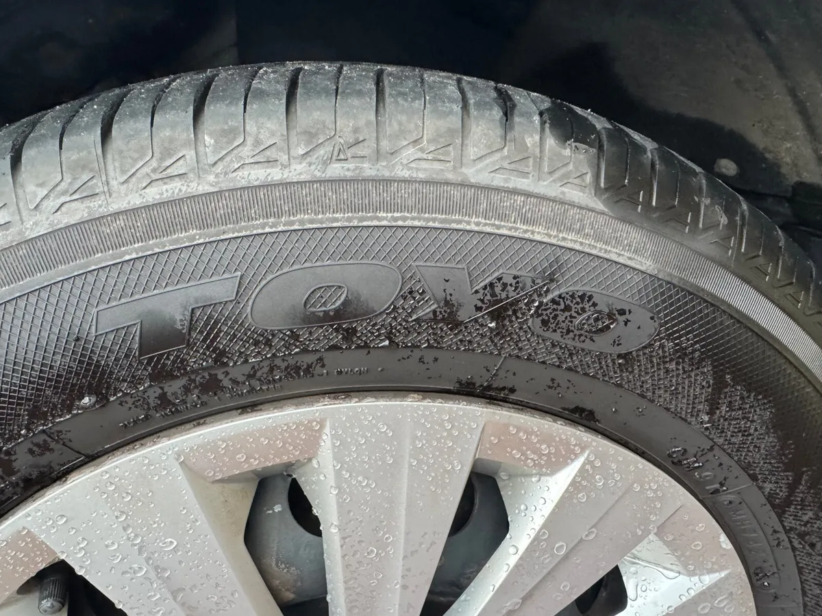 New R15 TOYO Tyres 195/65 - Image 3