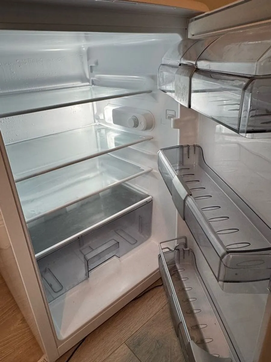 under counter fridge - Image 2