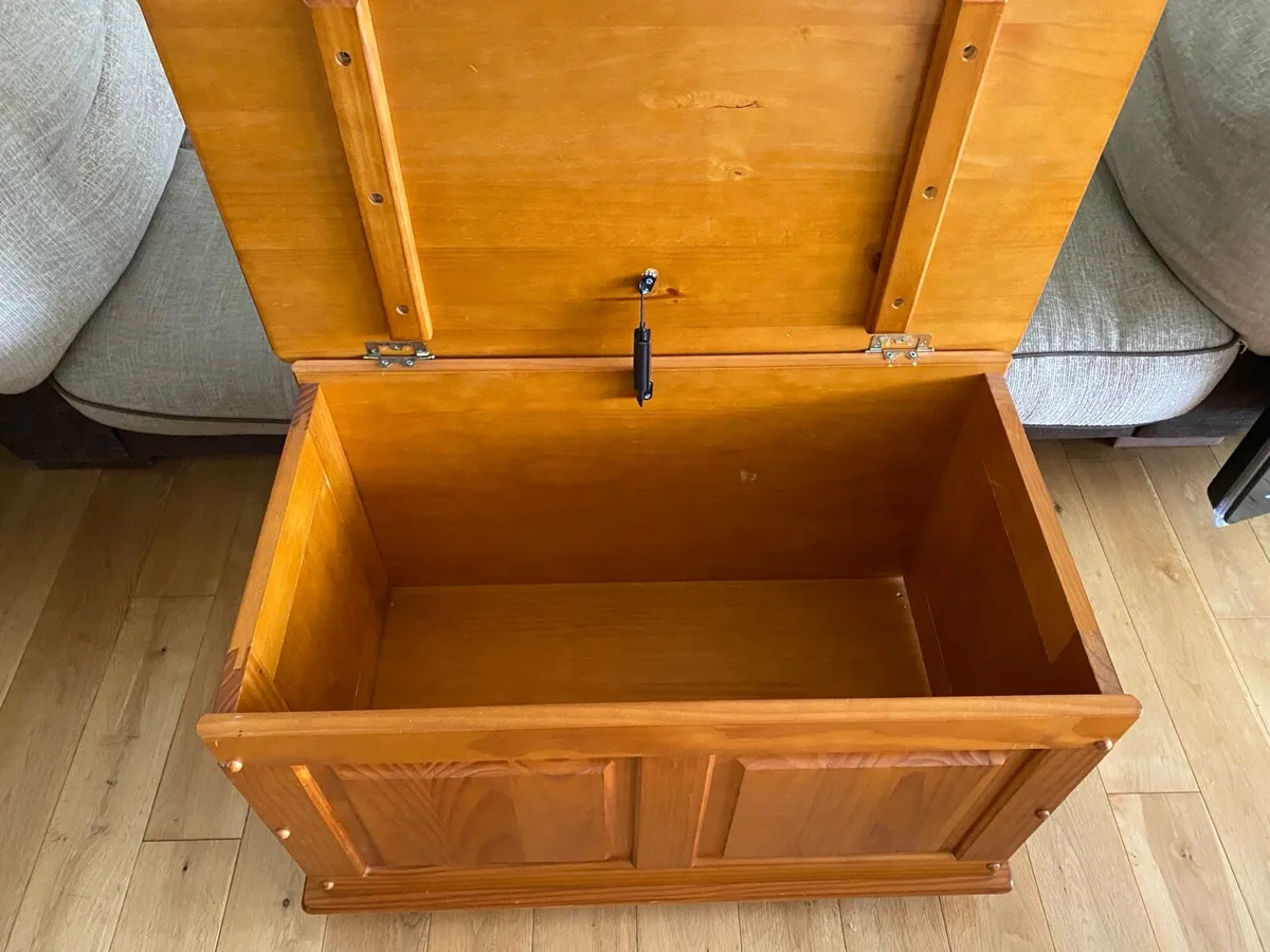 Blanket Box - Image 2
