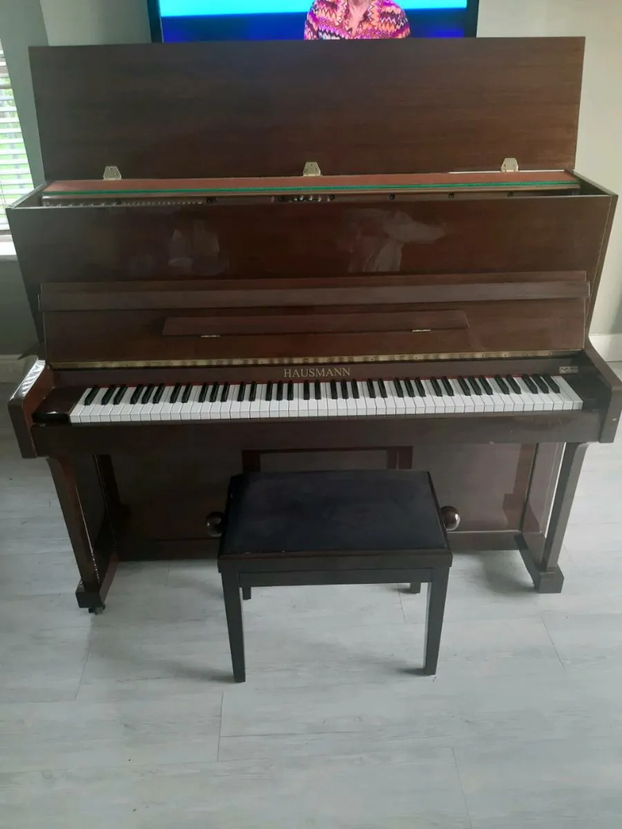 Piano - Image 1