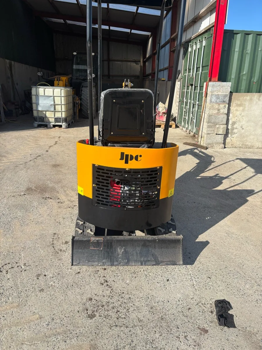 Mini digger - Image 3