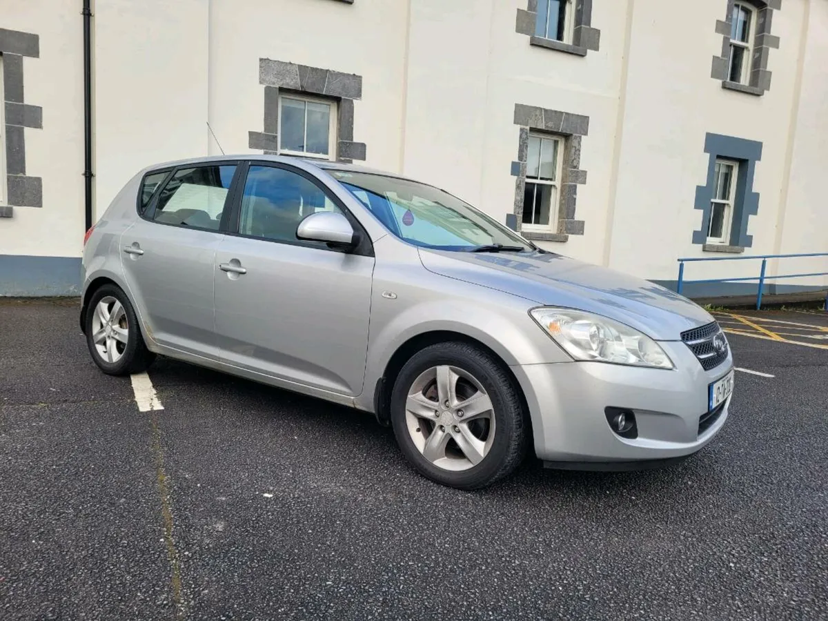 CLEAN 2010 KIA CEED DIESEL NEW NCT//TAXED - Image 1