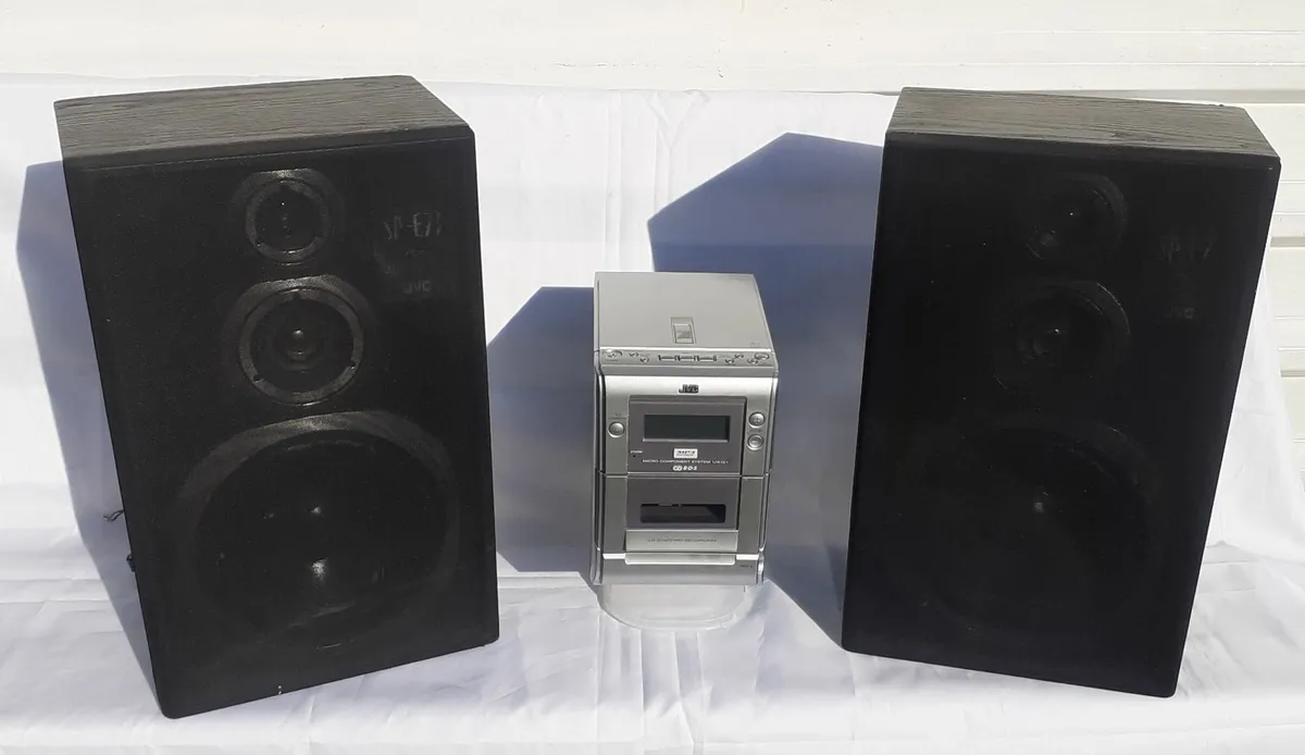 JVC  HiFi STEREO - Image 1