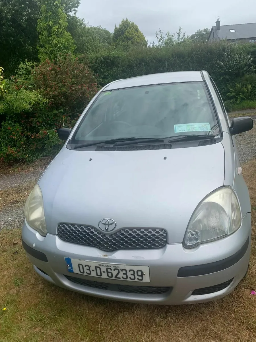 Toyota Yaris 2003 - Image 4