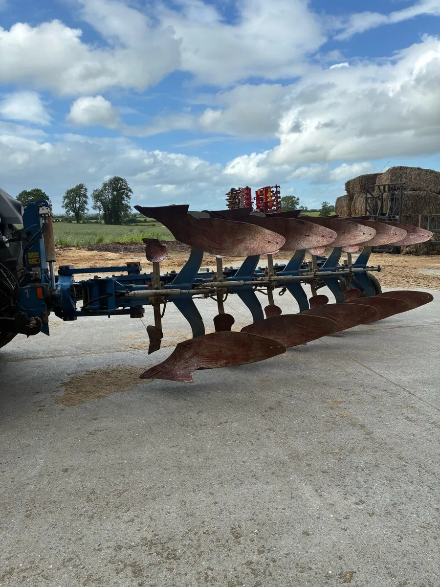 Overum 5 furrow Variflex ex - Image 1
