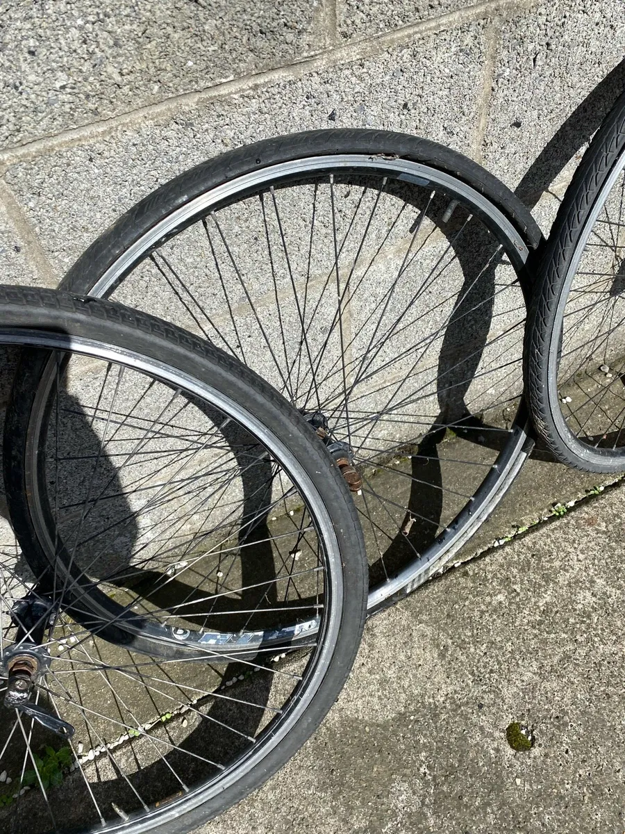 28 inch bike wheels - Image 3