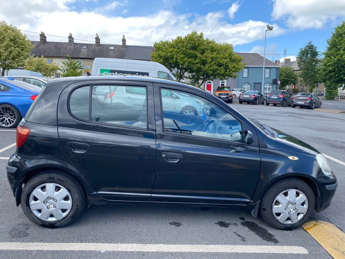 Toyota Yaris - Image 3