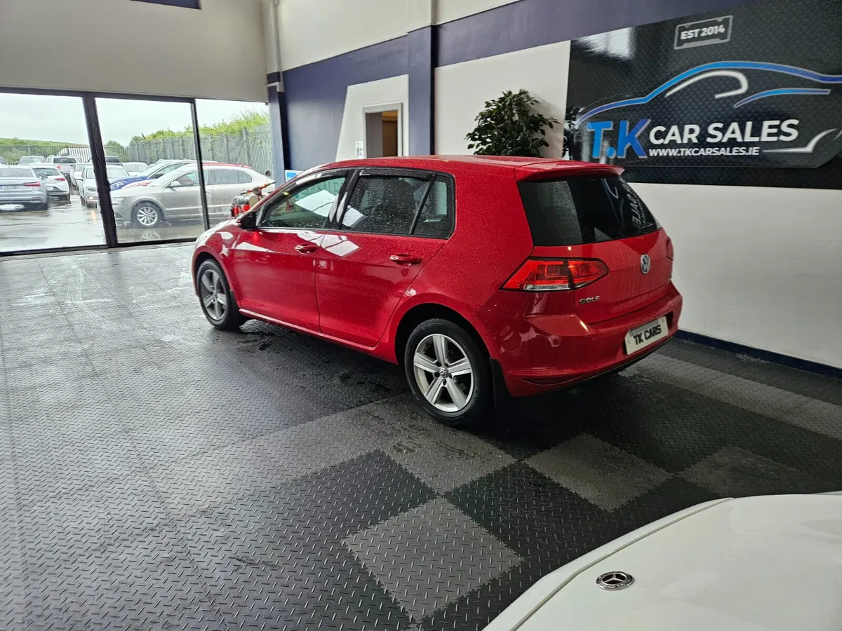 15 VOLKSWAGEN GOLF - Image 2