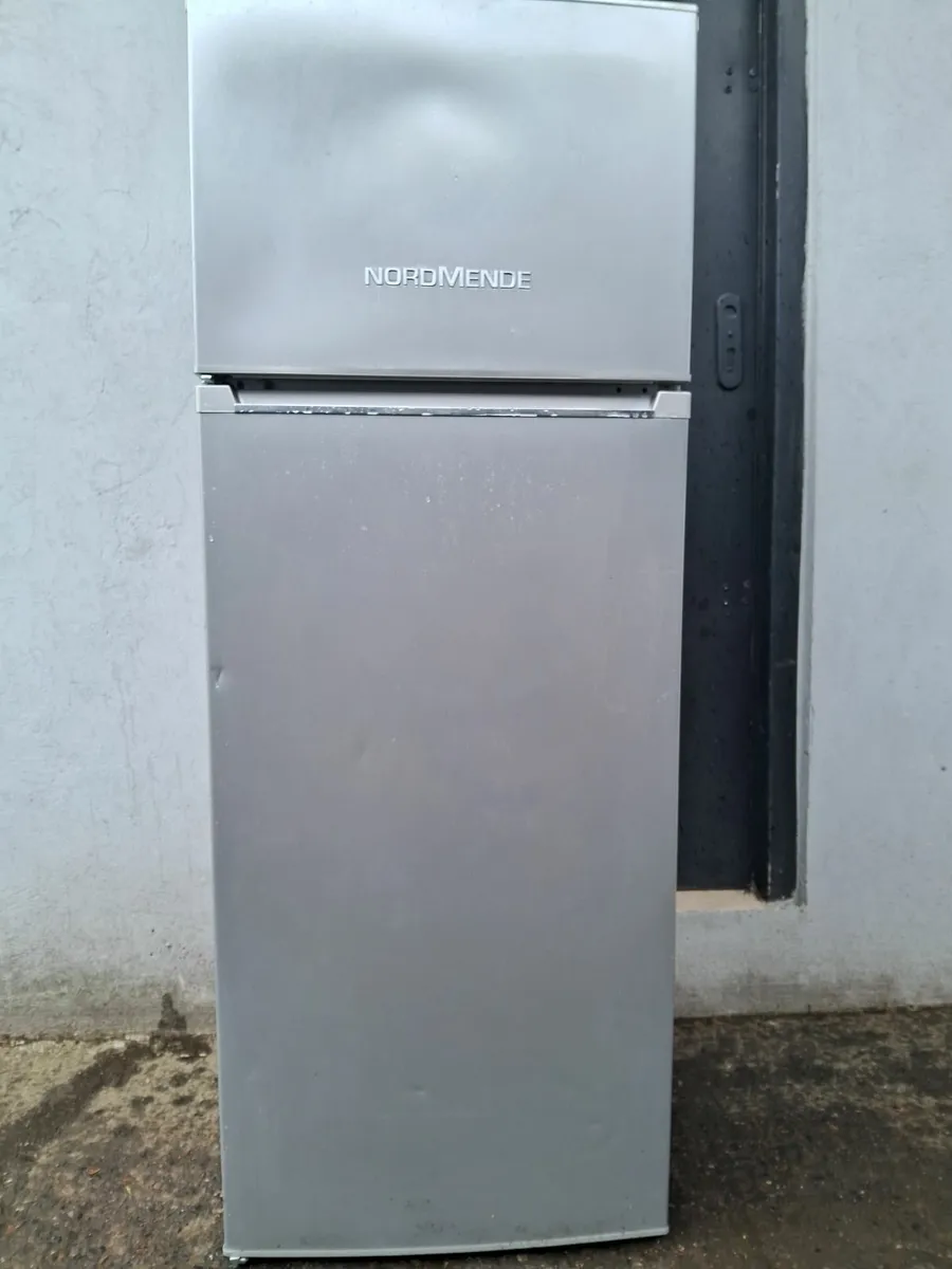 YEAR OLD FRIDGE AND FREEZER - Image 3