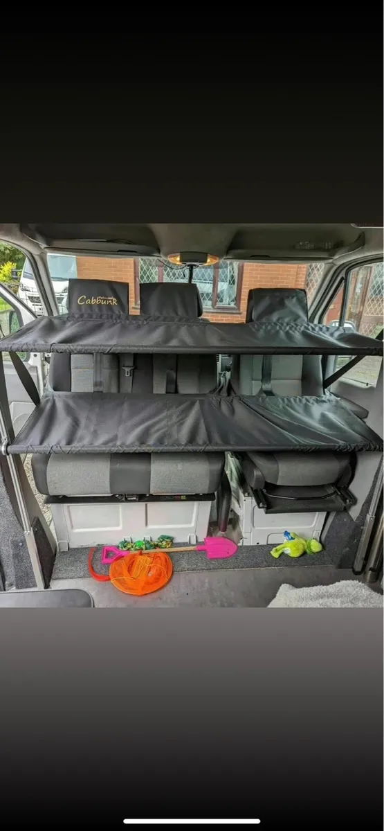 Cabbunk Twin bunkbeds - Image 2