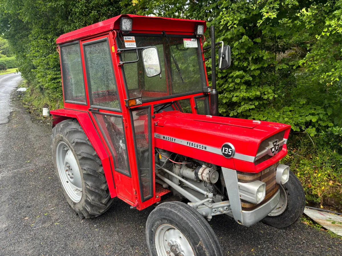Massey Ferguson 135 - Image 1