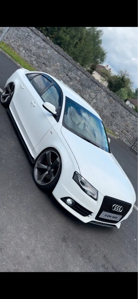 Audi a4 - Image 1