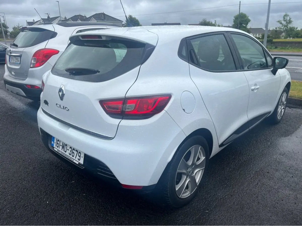 Renault Clio 1.2 Dynamique NAV 73bhp 5 5DR - Image 2