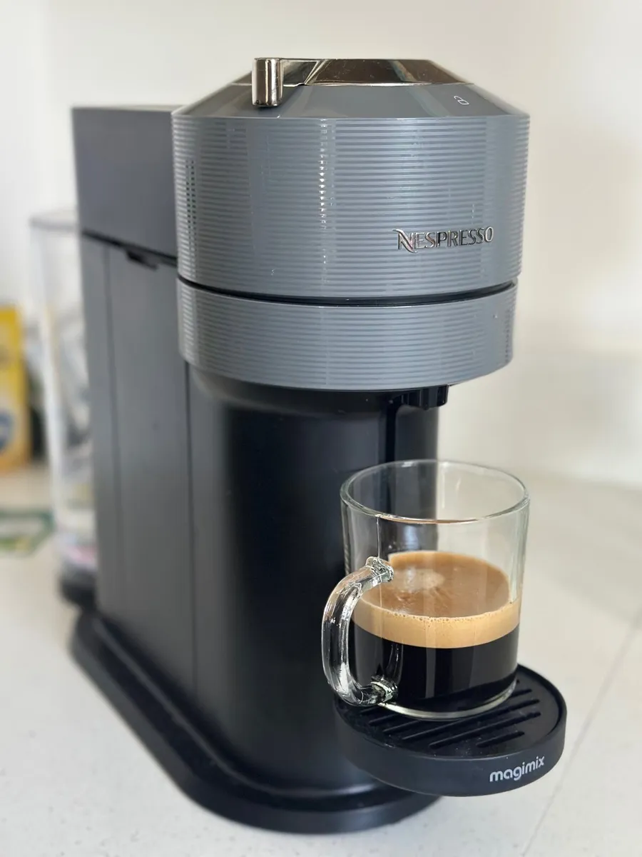 Coffee Machine Nespresso Vertuo Next - Image 1