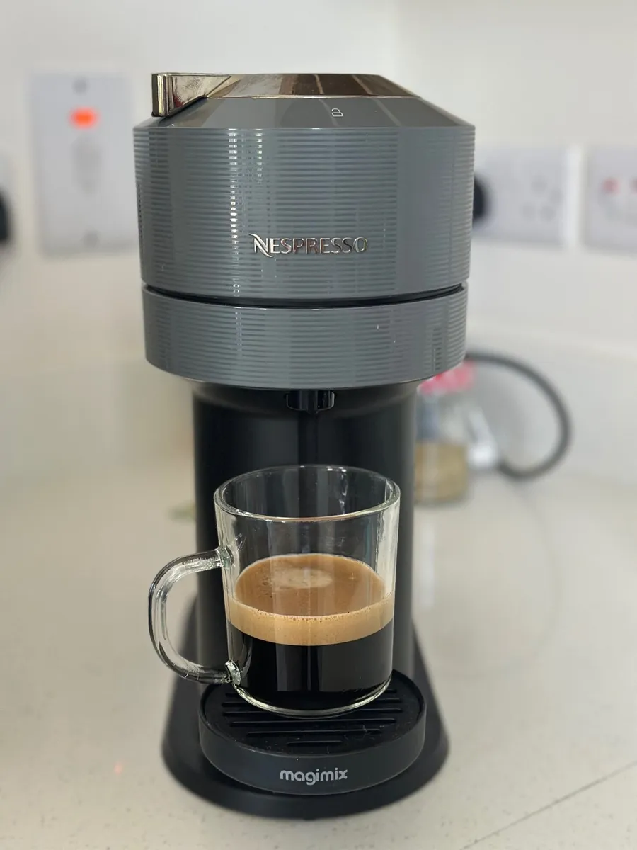 Coffee Machine Nespresso Vertuo Next - Image 3