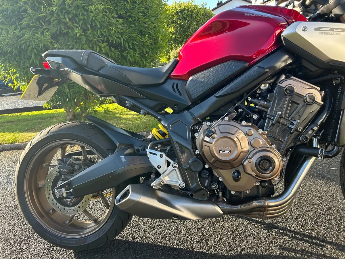 Honda CB650R 2022 - Image 2