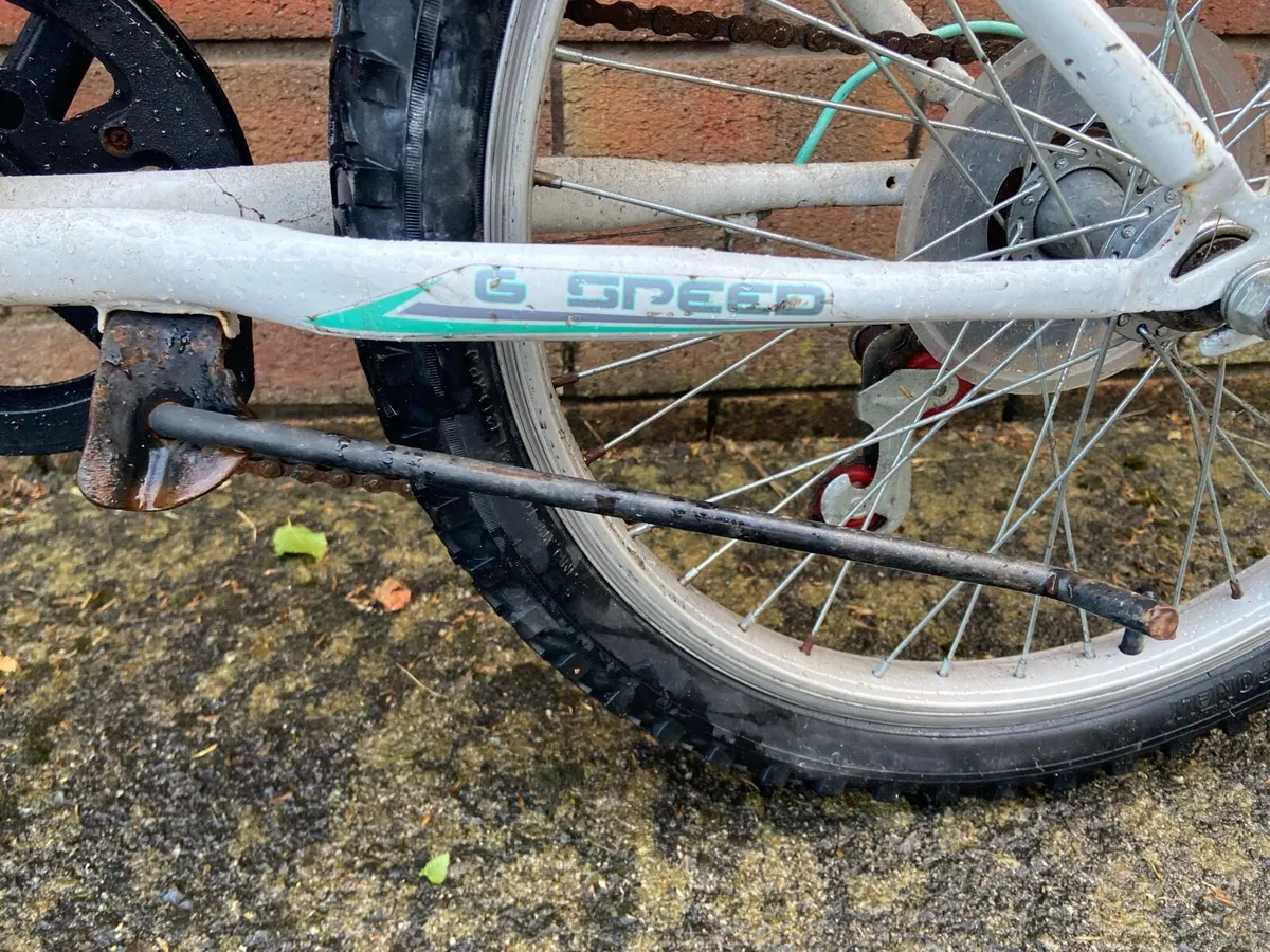 18 Inch Spike boys bike - Image 4