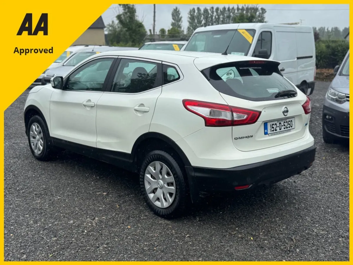 Nissan QASHQAI 1.5 DSL XE E6 4DR - Image 4