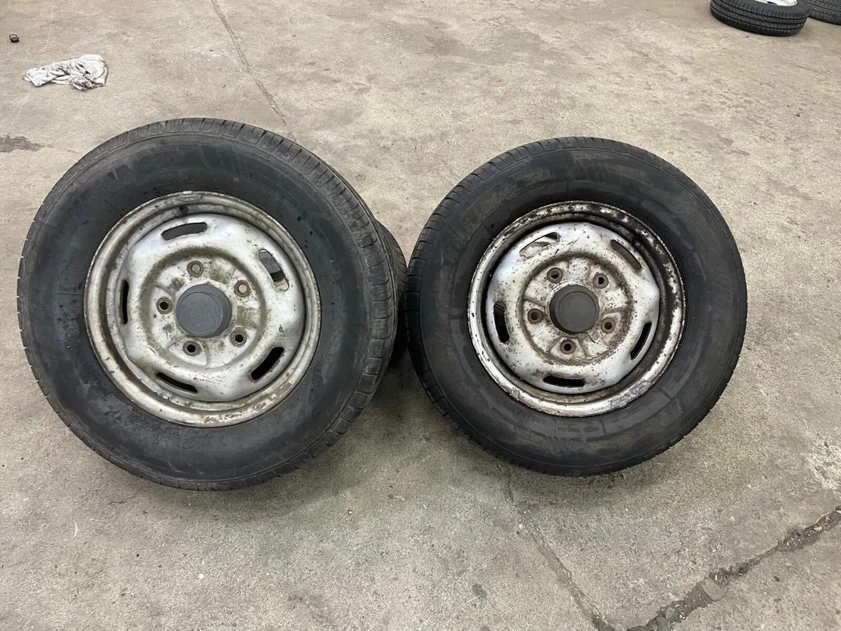 Ford Transit Steel Rims with Tyres 235/ 65 R 16Ck - Image 2