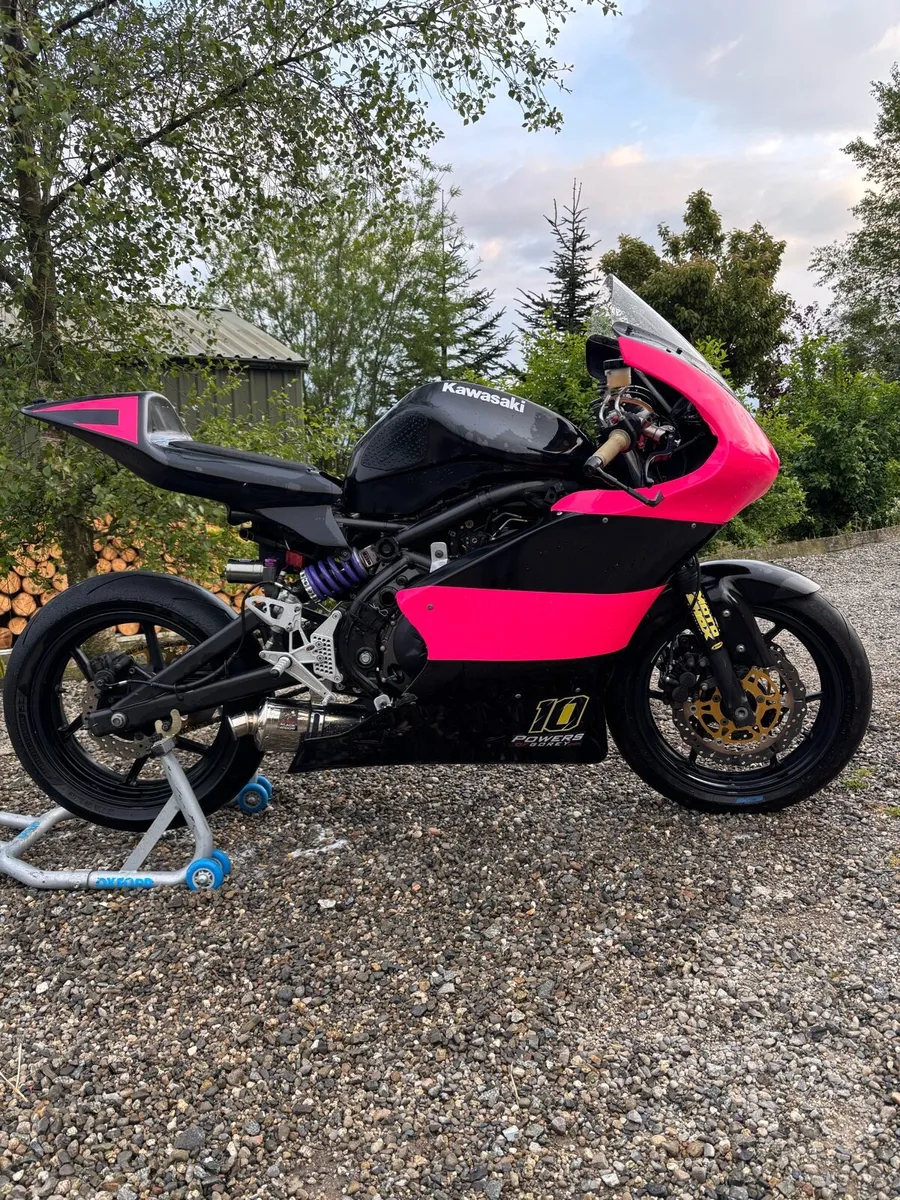 2008 Kawasaki er6 - Image 1