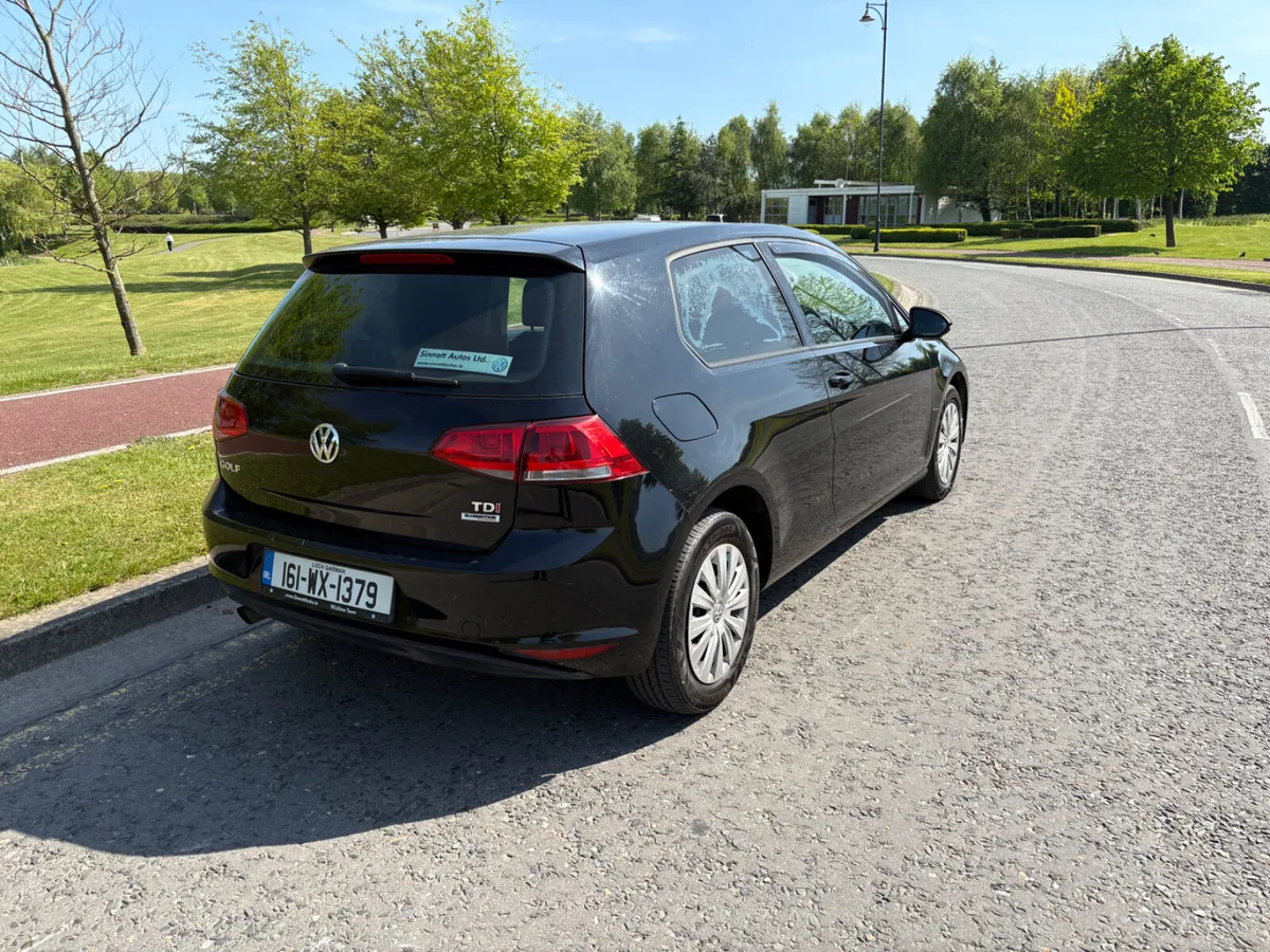 Volkswagen Golf 2016, New Doe - Image 4