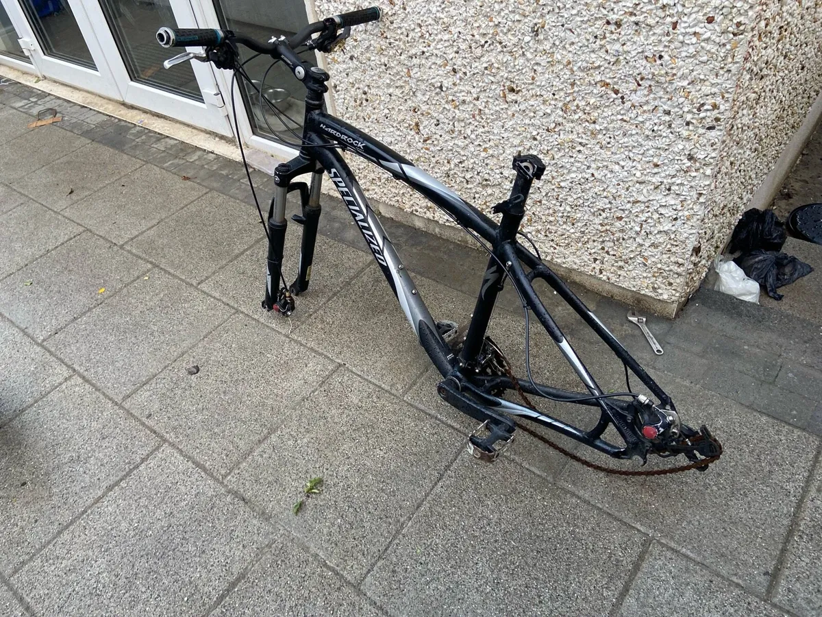 Specialized bike frame - Image 2