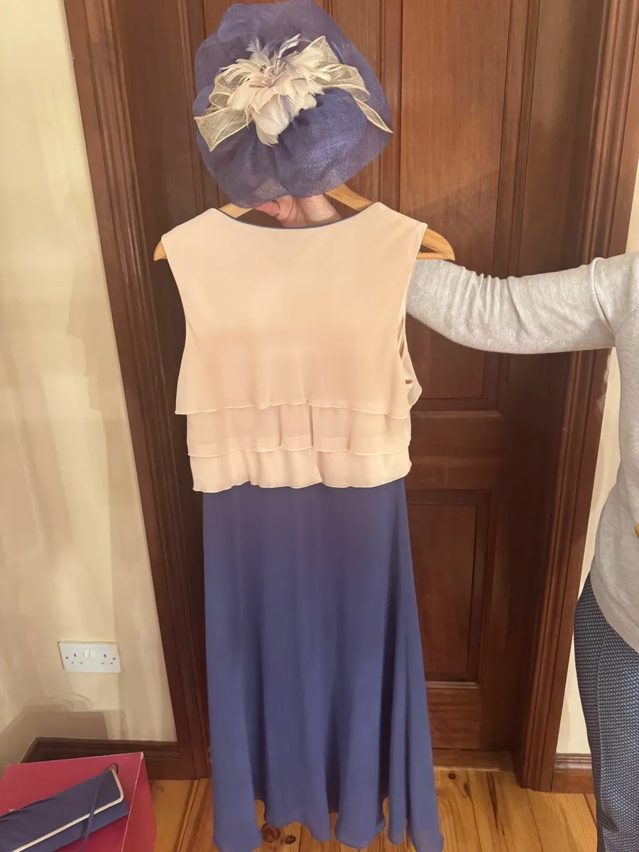 Wedding Outfit / Mother of the Bride - Image 1