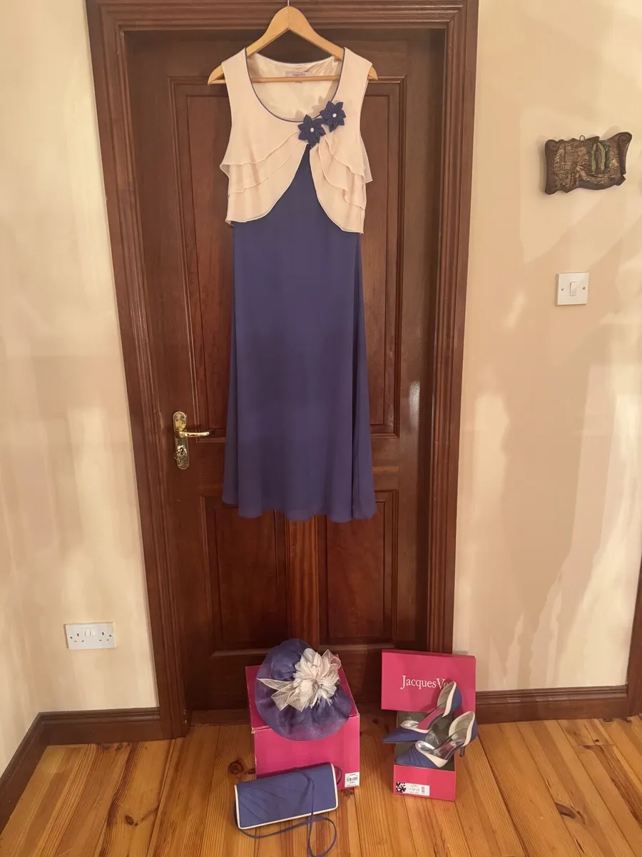 Wedding Outfit / Mother of the Bride - Image 3