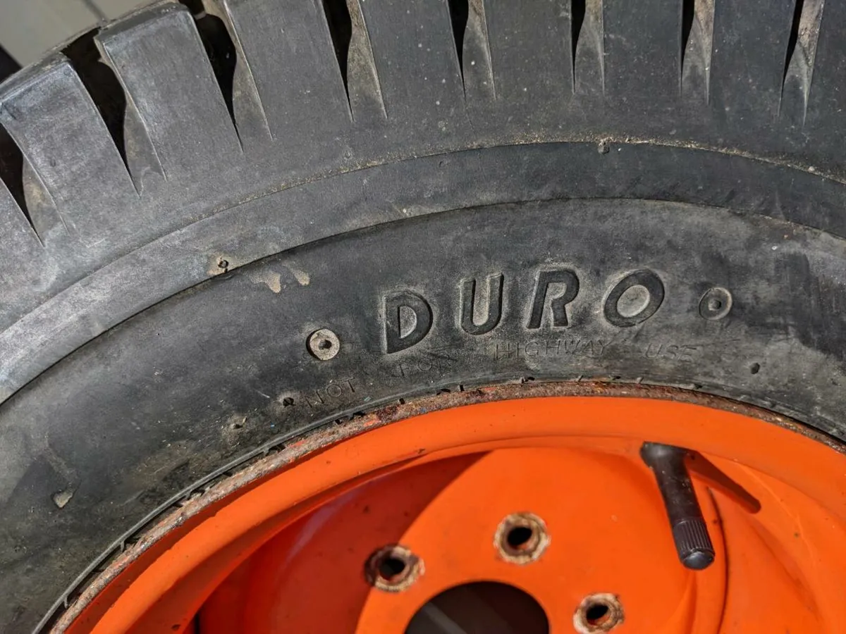 Front wheel for kubota B2150 - Image 4