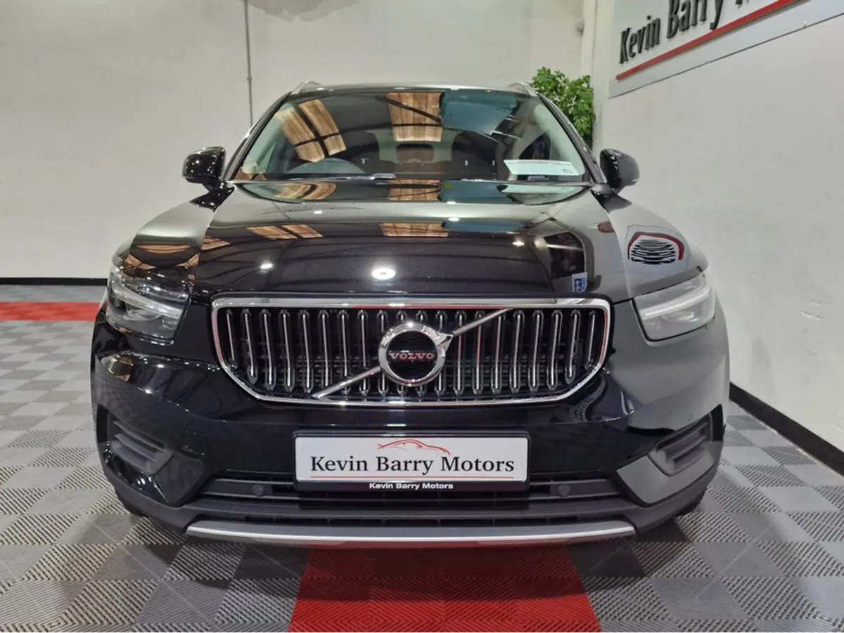 Volvo XC40 T4 Recharge Inscription Automatic  one - Image 3
