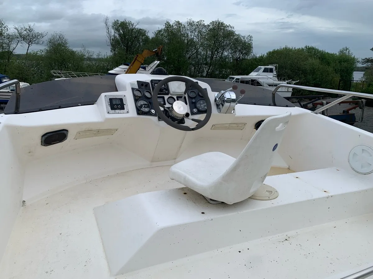 Sealine 305 - Image 3