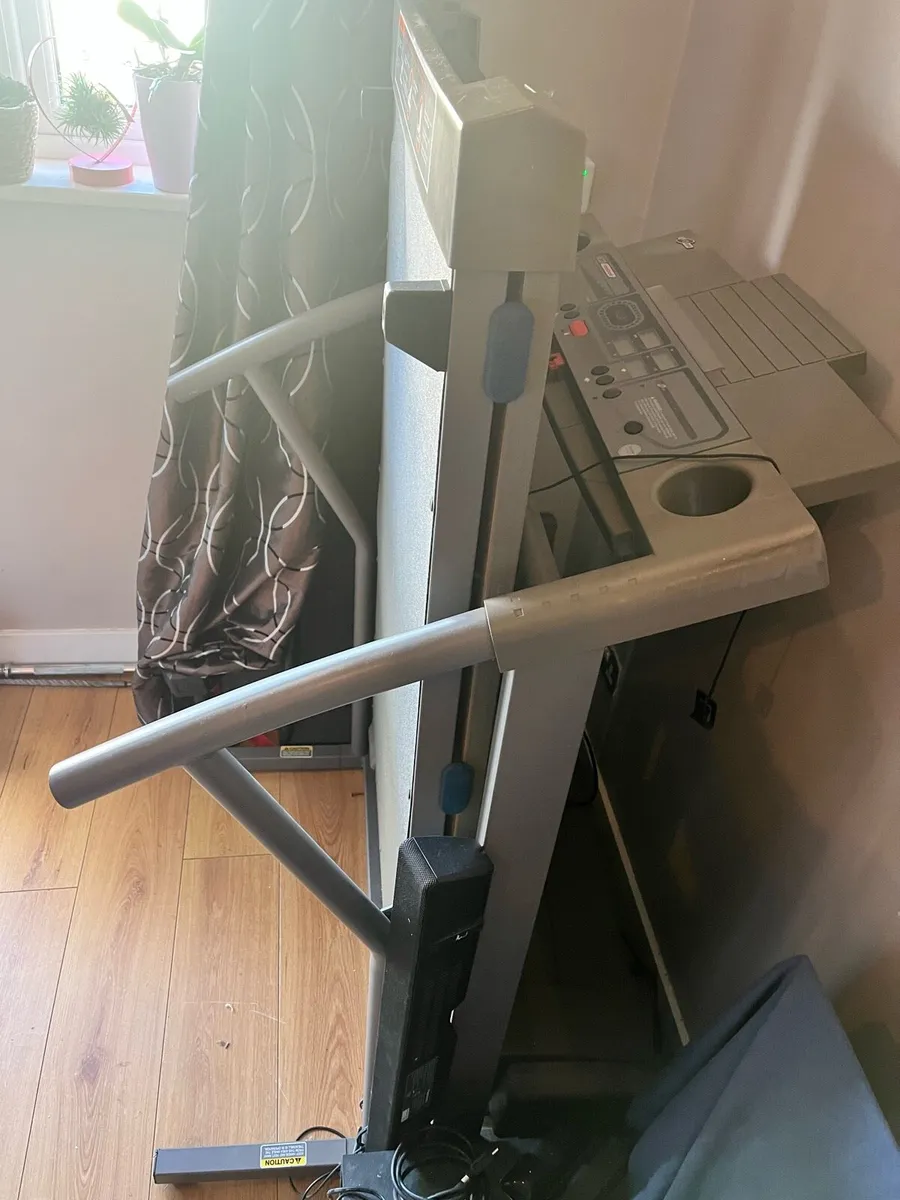 Treadmill - Image 2