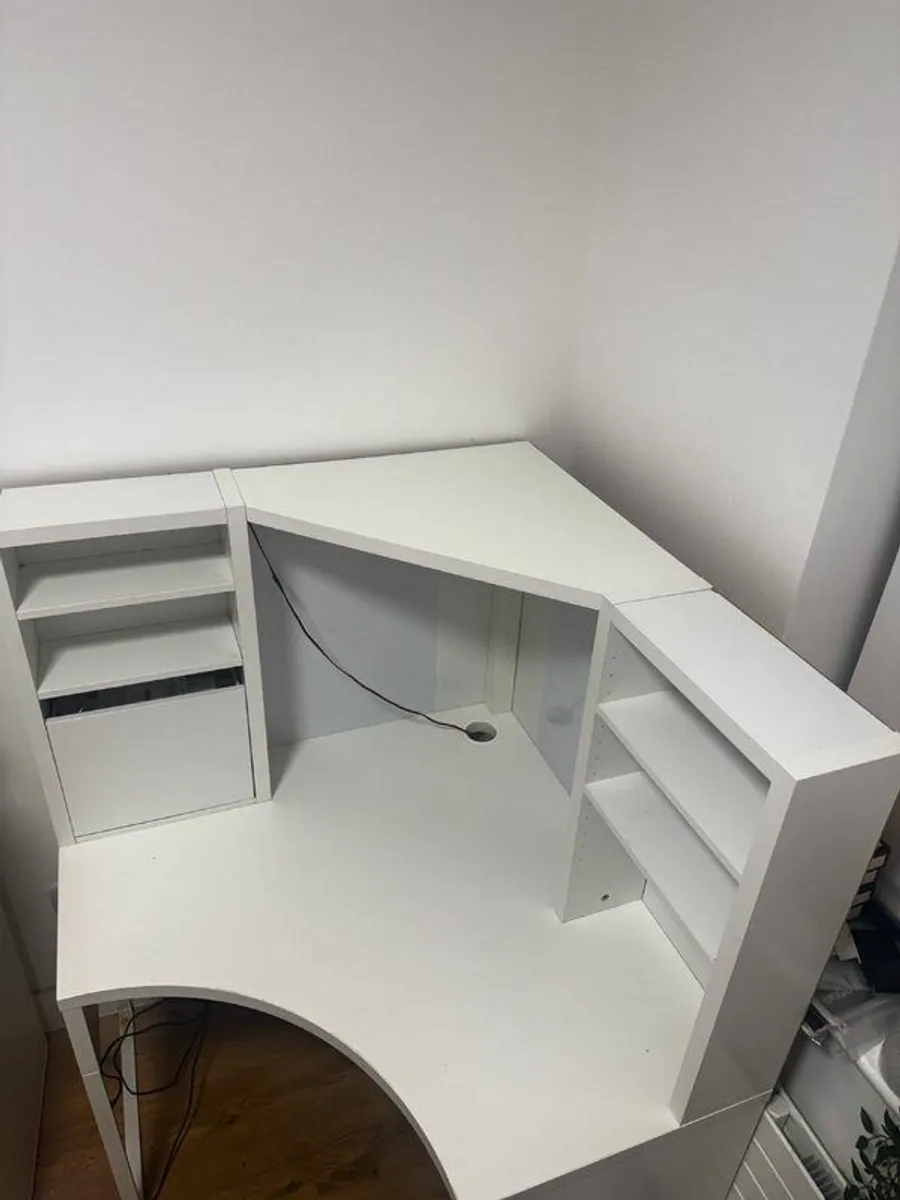Desk - Image 1