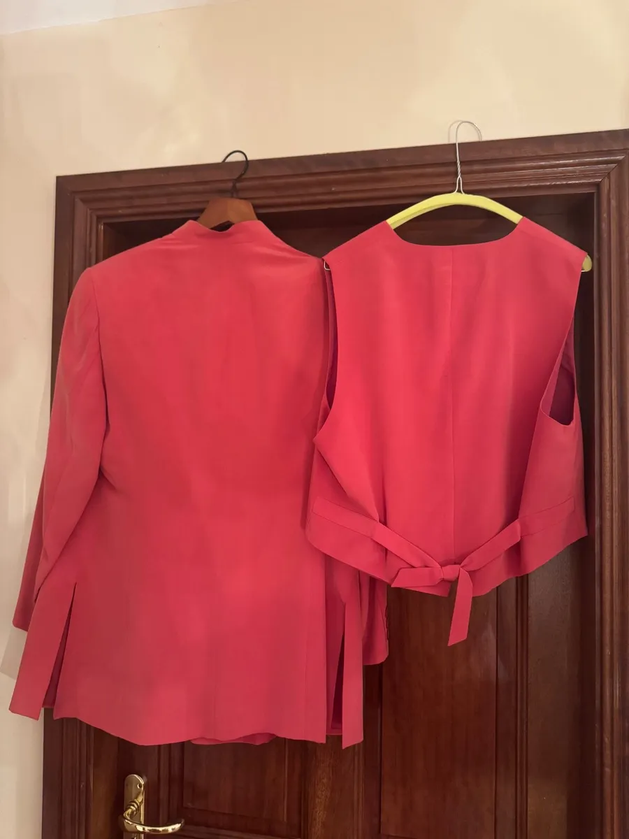 Wedding Outfit - Image 3