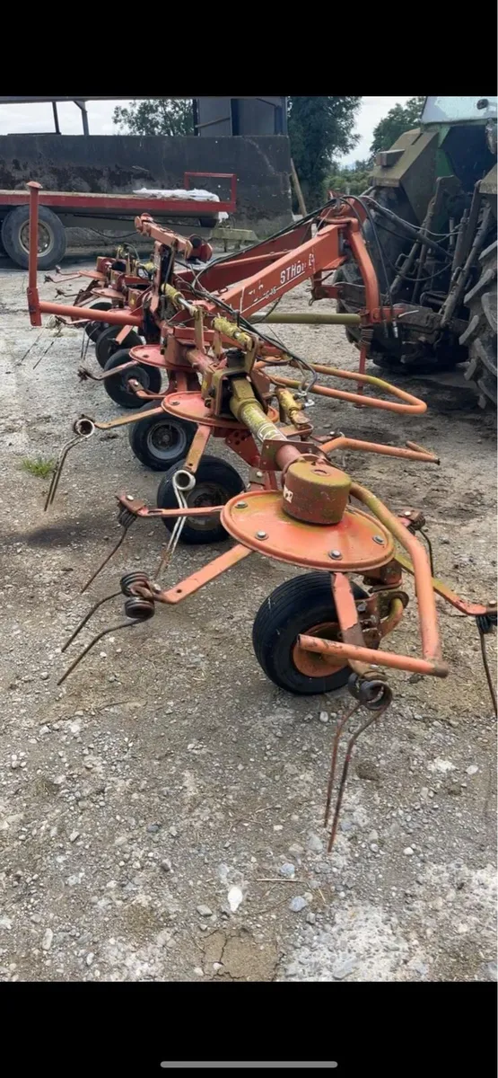 6 rotor Lely Stabilo 675 Tedder - Image 3