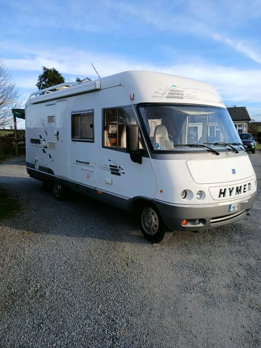 Hymer A class E610 Camper - Image 3