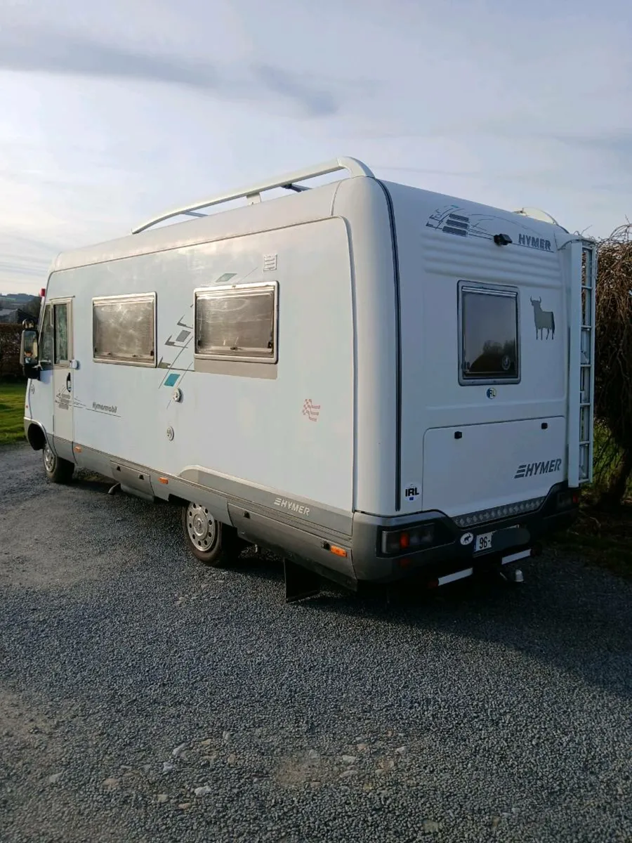 Hymer A class E610 Camper - Image 4