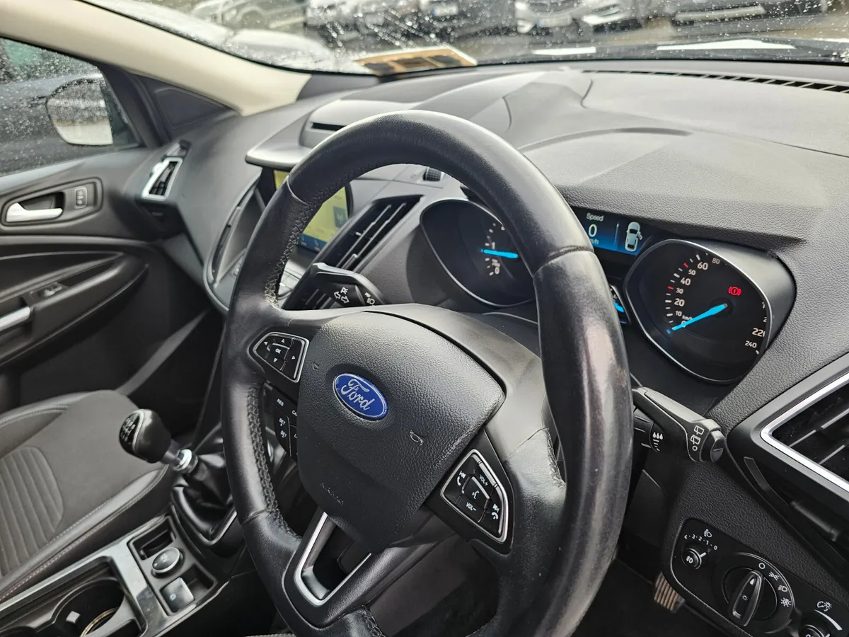 FORD KUGA 2 SEATER TITANIUM // NO VAT // 11/25 DOE - Image 4