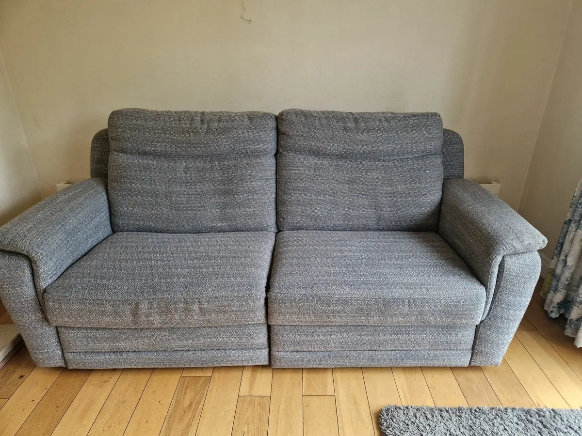 Recliner 3 seater sofa - Image 1