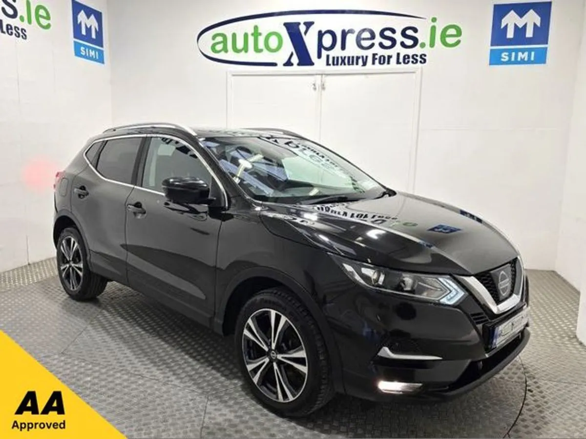 Nissan QASHQAI 1.5 DCI N-connecta Reversing Camera - Image 1