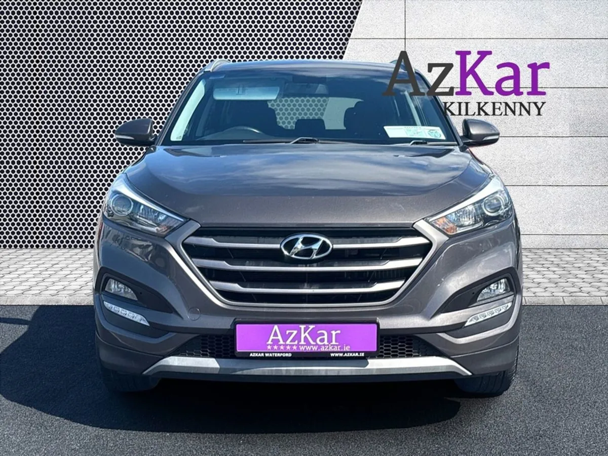 Hyundai Tucson 2017 Ix35 Comfort 1.7 Crdi Plus 5D - Image 2