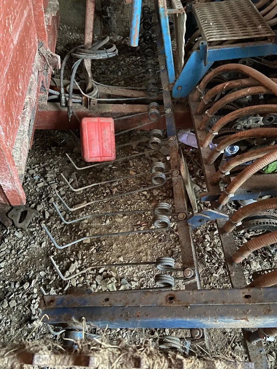 Rabe harrow and drill - Image 2